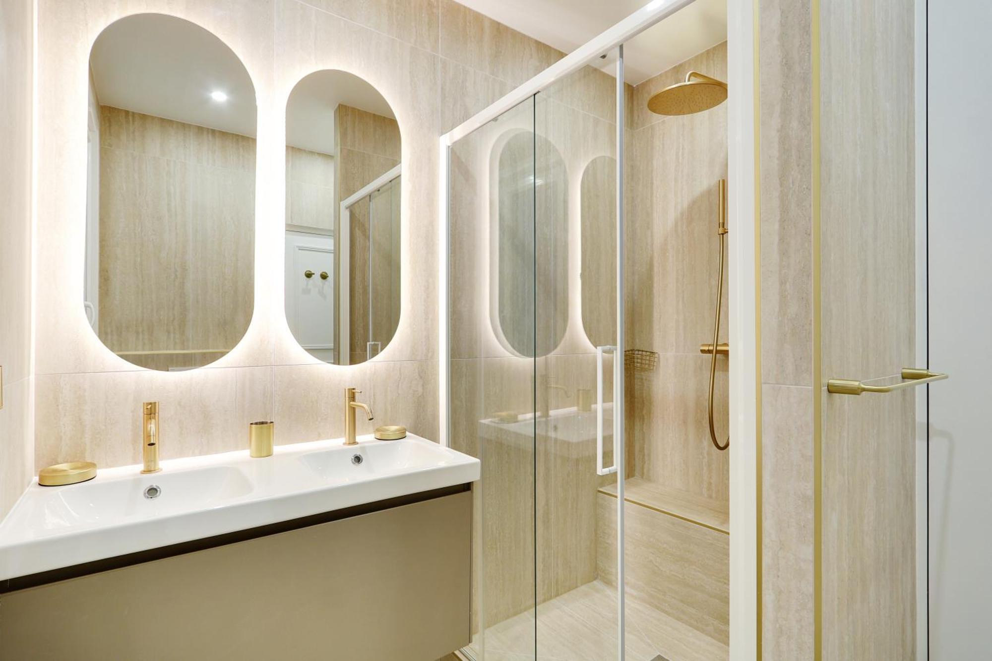 Pick A Flat'S Apartments In Opera Saint Lazarre - Rue De L'Isly Париж Екстериор снимка