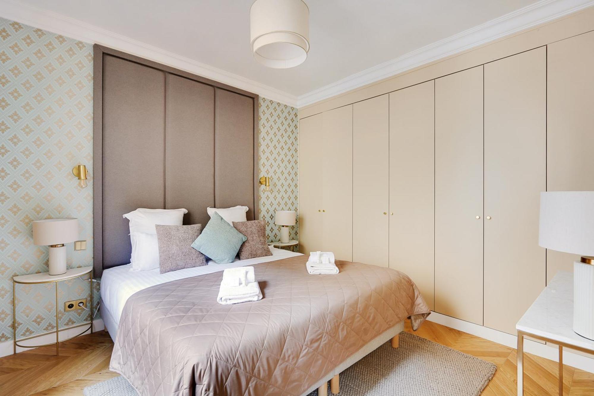 Pick A Flat'S Apartments In Opera Saint Lazarre - Rue De L'Isly Париж Екстериор снимка