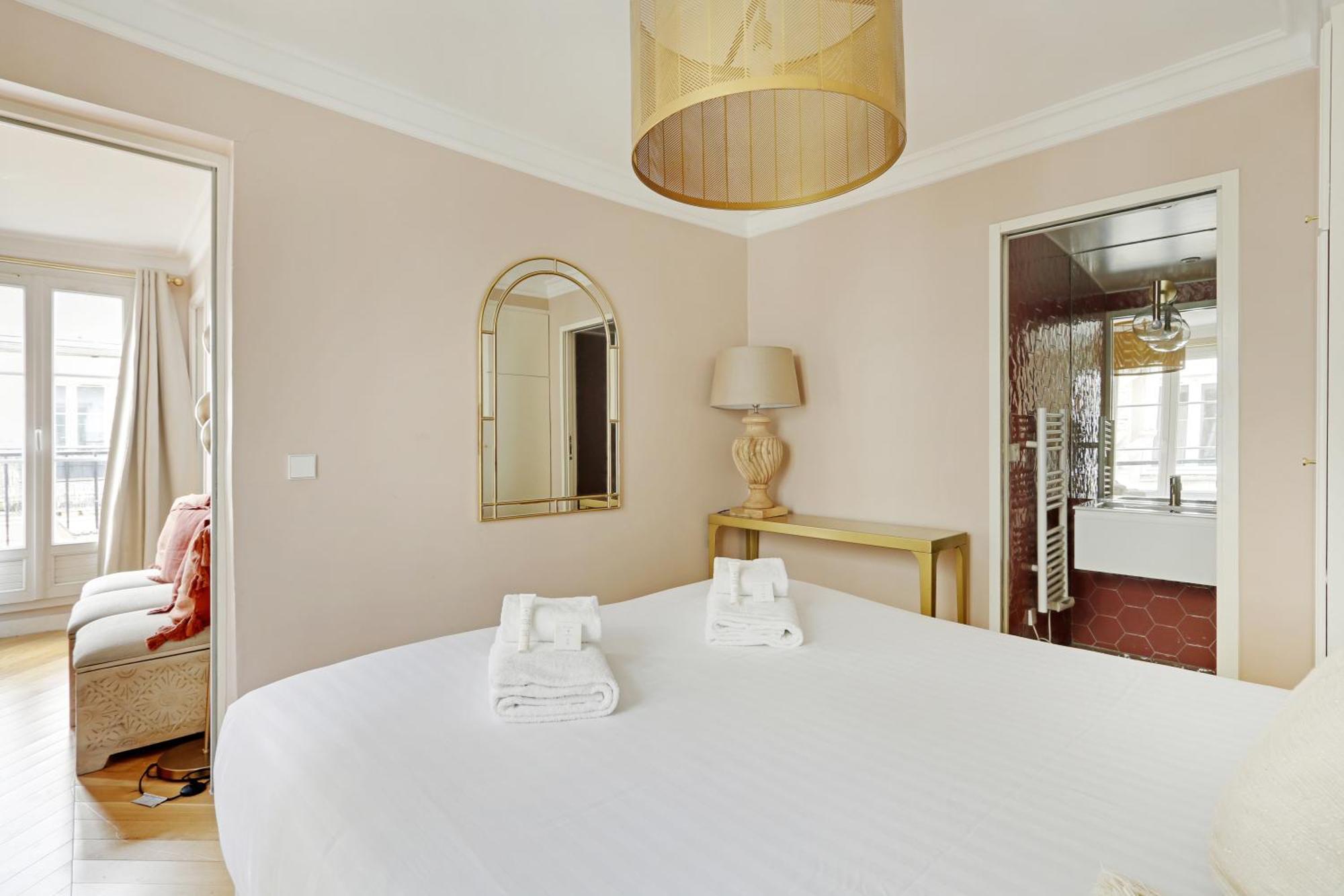 Pick A Flat'S Apartments In Opera Saint Lazarre - Rue De L'Isly Париж Екстериор снимка
